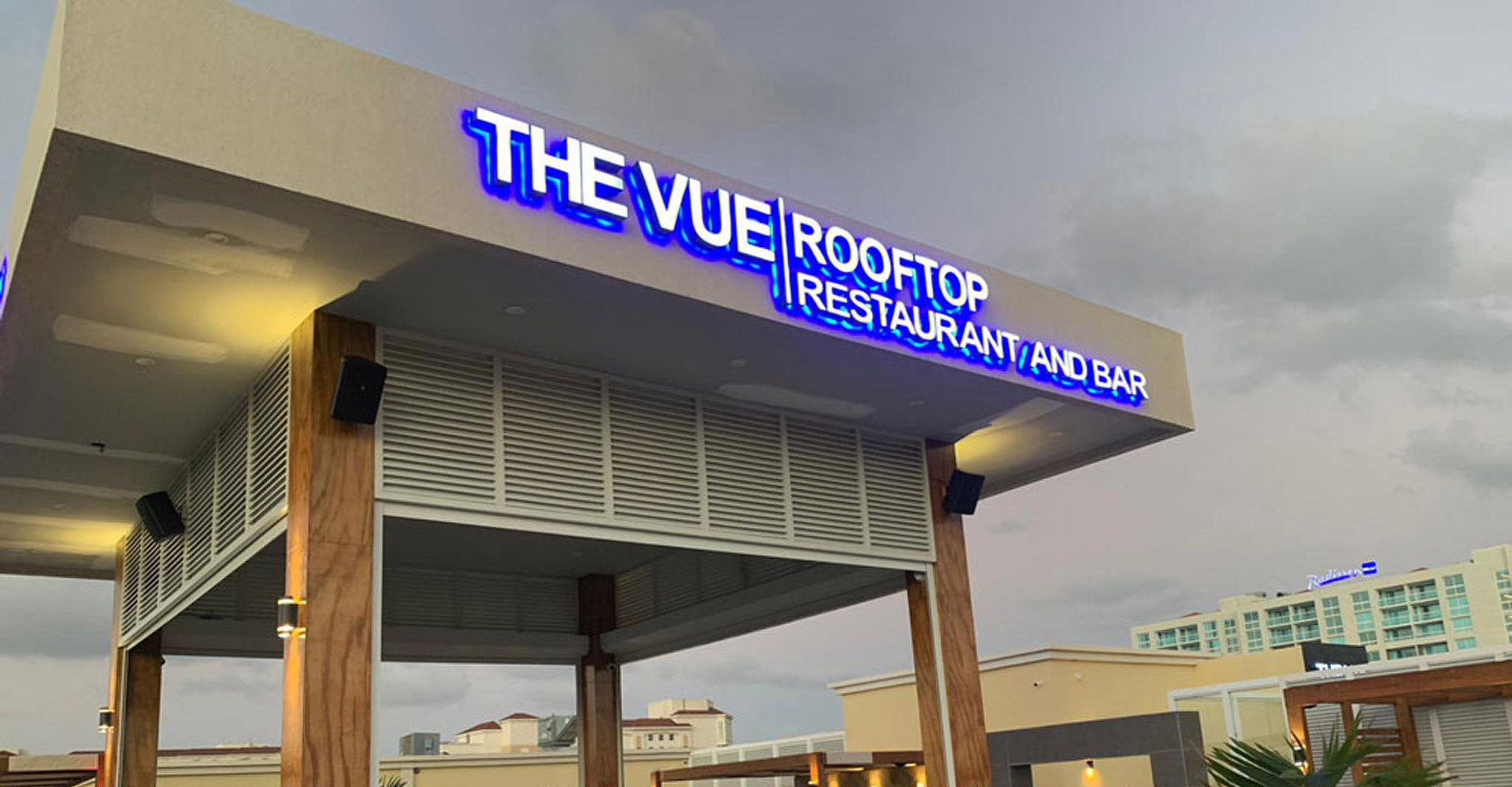 The VUE Rooftop Restaurant und Bar