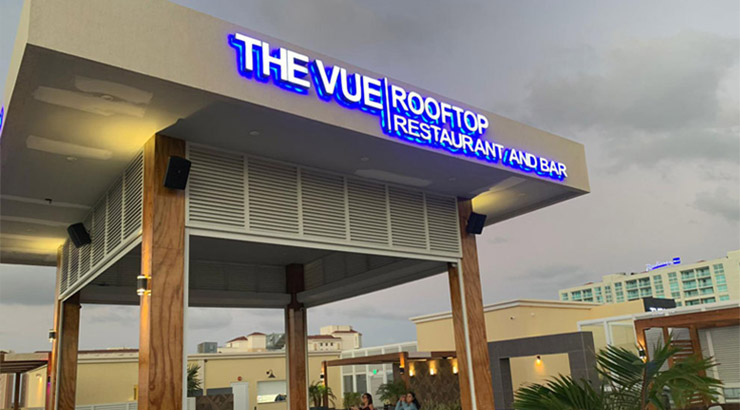 The VUE Rooftop Restaurant und Bar